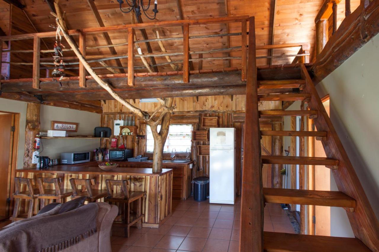 A Log Home At Buffalo Creek Buffeljagsrivier Exterior photo